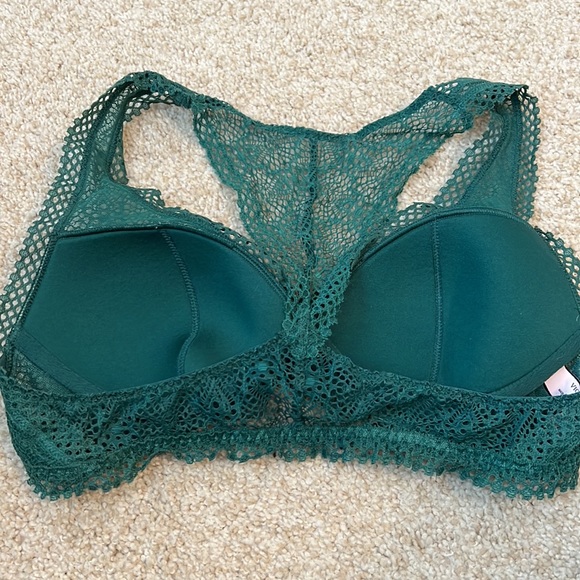 Victoria’s Secret Green Lace Racerback Bralette - Picture 2 of 3
